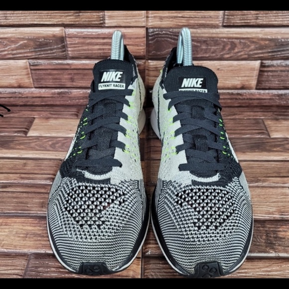 Nike Flyknit Racer Size 7 - Picture 2 of 5